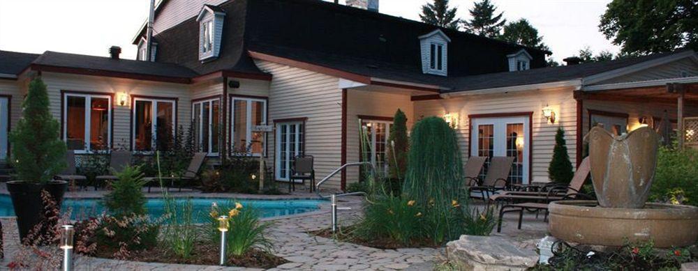Relais St-Denis Hotel Saint-Sauveur-des-Monts Exterior foto